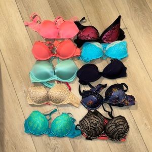 SOLD*** 32A push-up bras x10 from Victoria’s Secret and Aerie